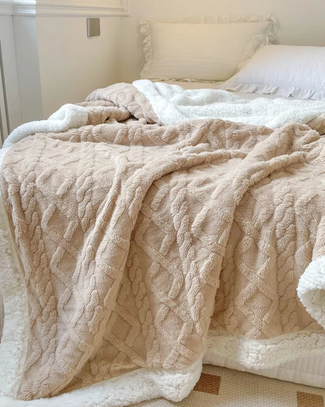 Double Layer Fleece Blanket Autumn Winter Thick Warm Office Nap Throw Blankets for Sofa Bed Single Double Soft Plush Comforter